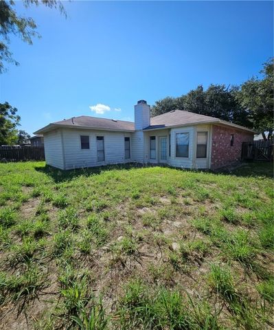 2246 Alazan Dr, Corpus Christi, TX 78418