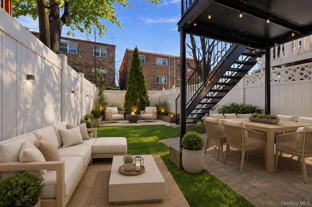 4158 Baychester Avenue, Bronx, NY 10466