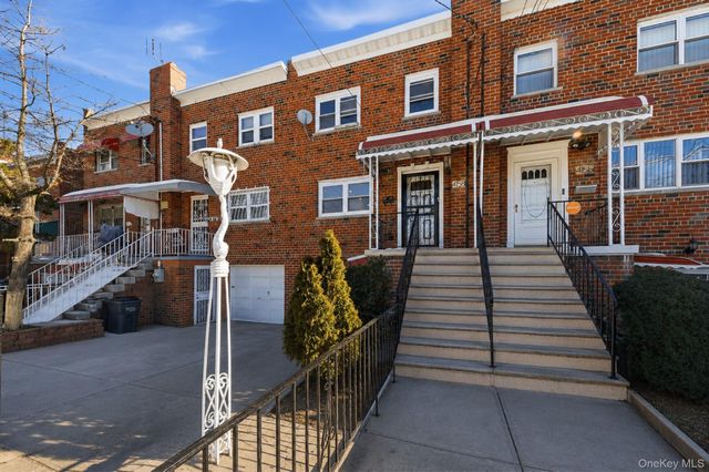 4158 Baychester Avenue, Bronx, NY 10466