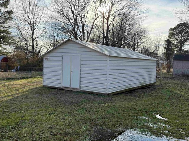 106 S 15th Avenue, Paragould, AR 72450