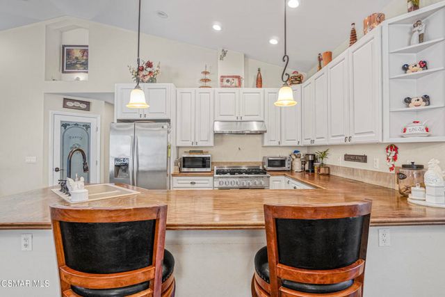 7368 Santa Susana Pass Road, Simi Valley, CA 93063