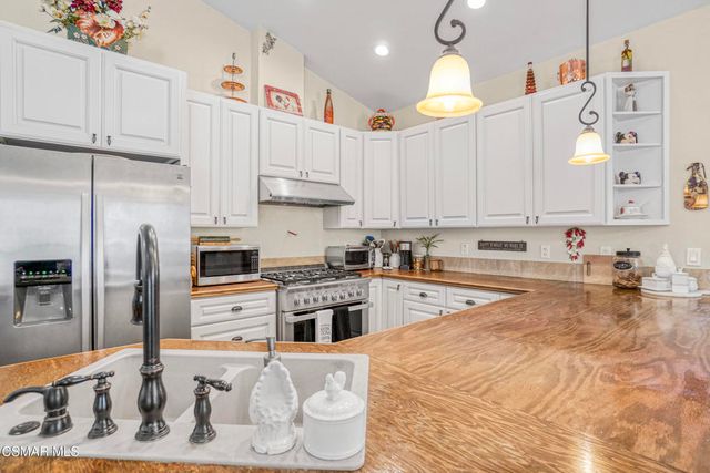 7368 Santa Susana Pass Road, Simi Valley, CA 93063