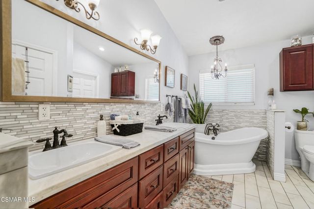 7368 Santa Susana Pass Road, Simi Valley, CA 93063