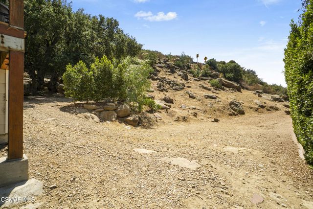 7368 Santa Susana Pass Road, Simi Valley, CA 93063