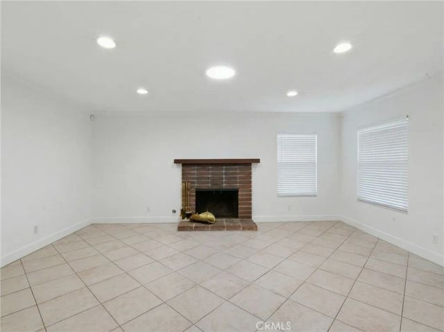 937 N Greenpark, Covina, CA 91724