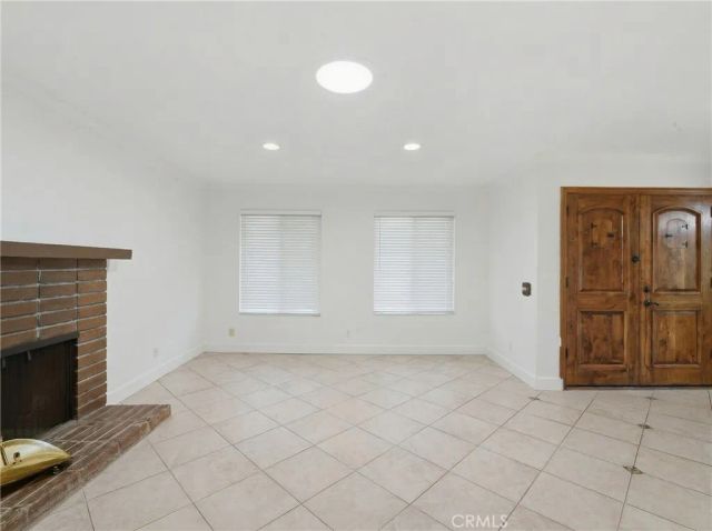 937 N Greenpark, Covina, CA 91724