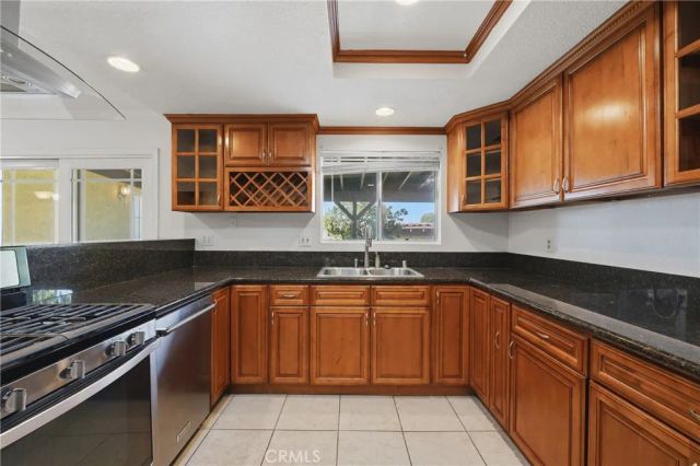 937 N Greenpark, Covina, CA 91724