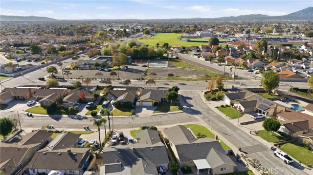 937 N Greenpark, Covina, CA 91724