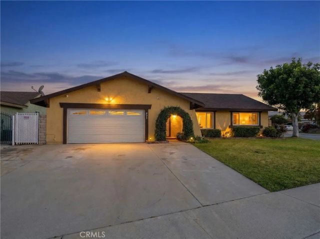 937 N Greenpark, Covina, CA 91724