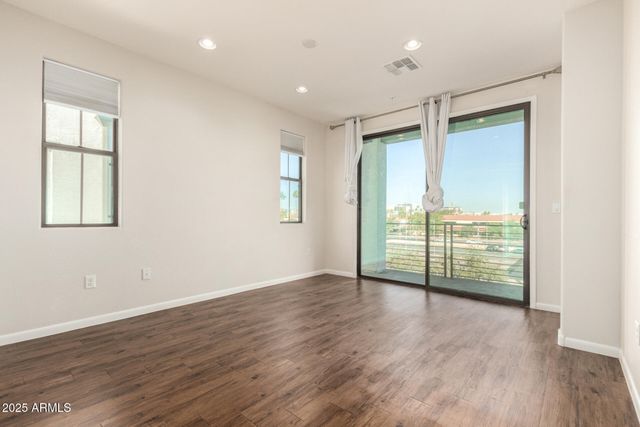 2090 S DORSEY Lane 1042, Tempe, AZ 85282