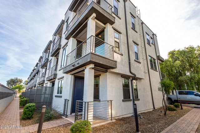 2090 S DORSEY Lane 1042, Tempe, AZ 85282