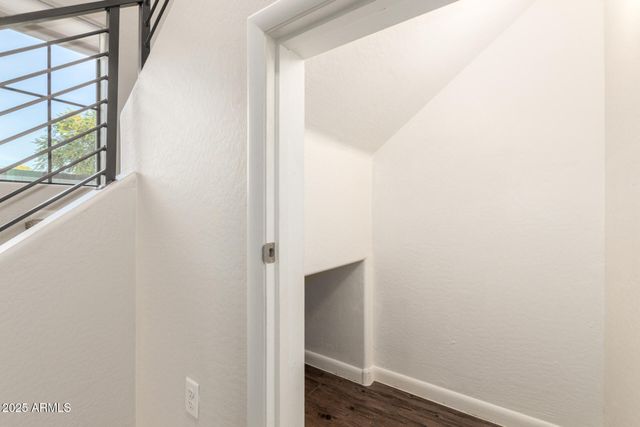 2090 S DORSEY Lane 1042, Tempe, AZ 85282