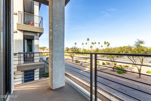 2090 S DORSEY Lane 1042, Tempe, AZ 85282