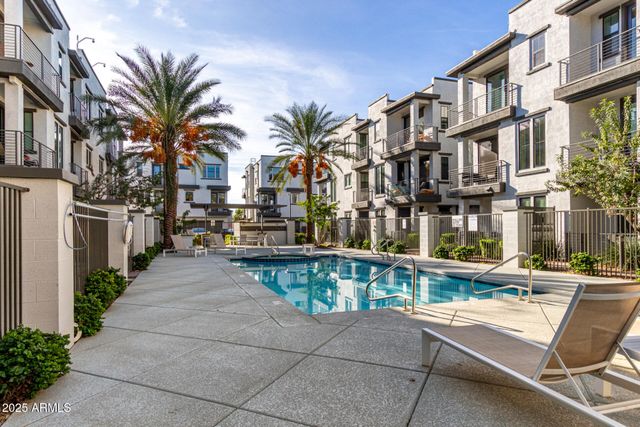 2090 S DORSEY Lane 1042, Tempe, AZ 85282