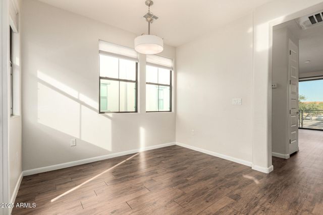 2090 S DORSEY Lane 1042, Tempe, AZ 85282