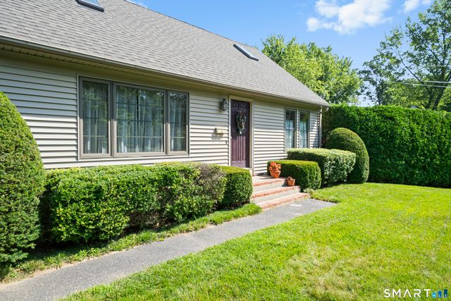 34 Aloha Drive, Enfield, CT 06082