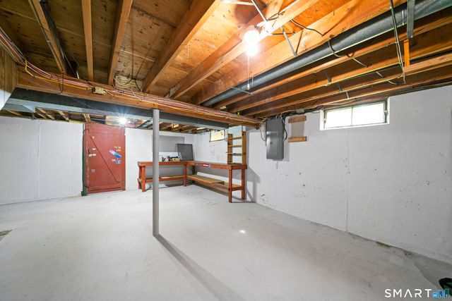 34 Aloha Drive, Enfield, CT 06082