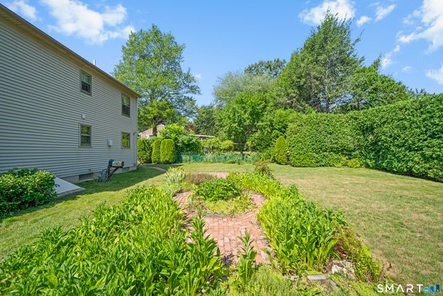 34 Aloha Drive, Enfield, CT 06082