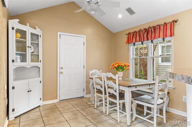 920 Chelsea Avenue, Glendale, MO 63122