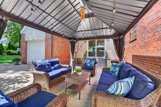 920 Chelsea Avenue, Glendale, MO 63122