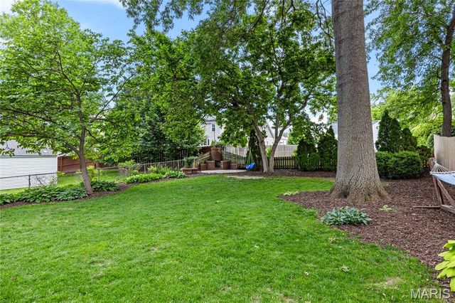 920 Chelsea Avenue, Glendale, MO 63122