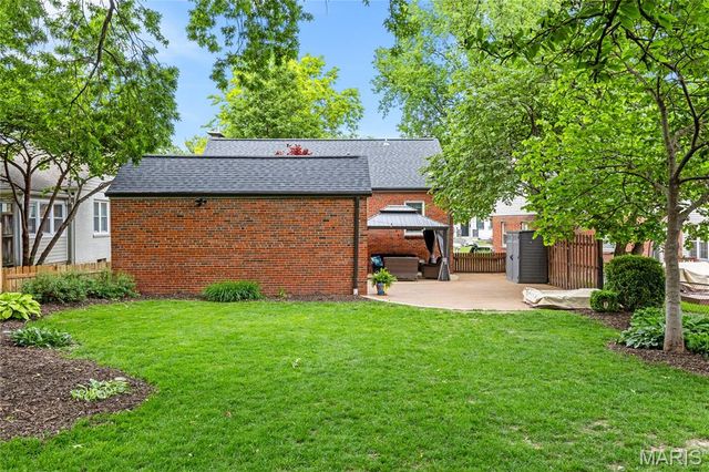 920 Chelsea Avenue, Glendale, MO 63122