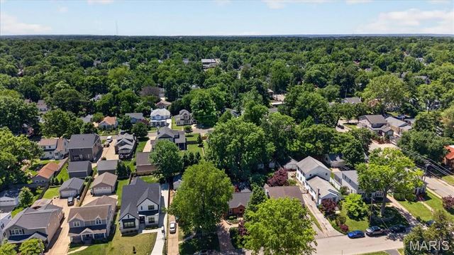920 Chelsea Avenue, Glendale, MO 63122