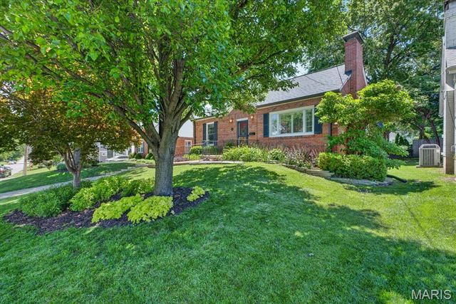 920 Chelsea Avenue, Glendale, MO 63122