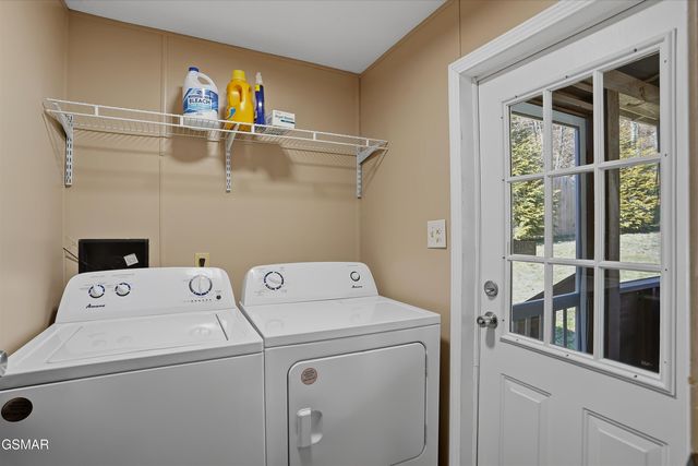 3465 Lost Branch Road, Sevierville, TN 37862