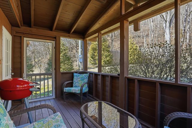 3465 Lost Branch Road, Sevierville, TN 37862