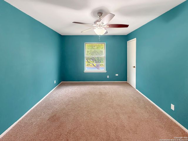 6530 Robin FRST, San Antonio, TX 78239