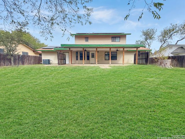 6530 Robin FRST, San Antonio, TX 78239