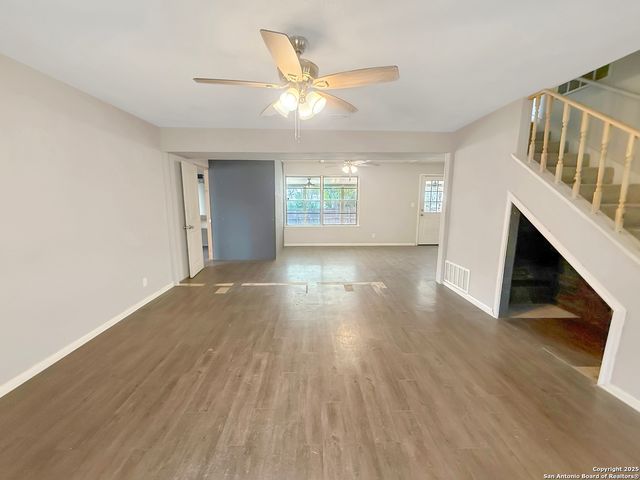 6530 Robin FRST, San Antonio, TX 78239