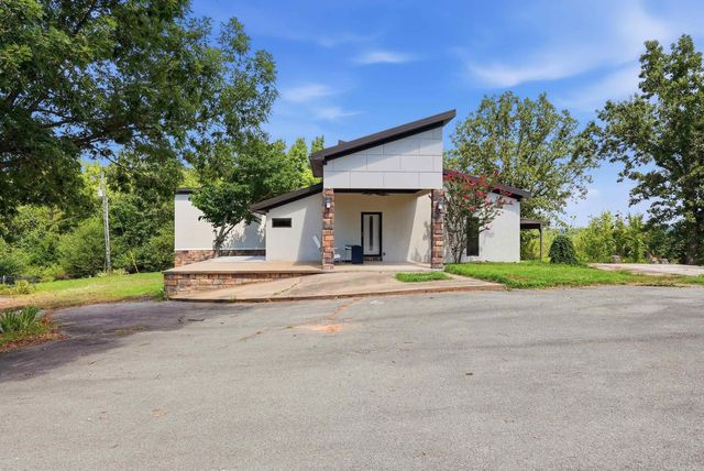 37 W Cadron Ridge Road, Greenbrier, AR 72058