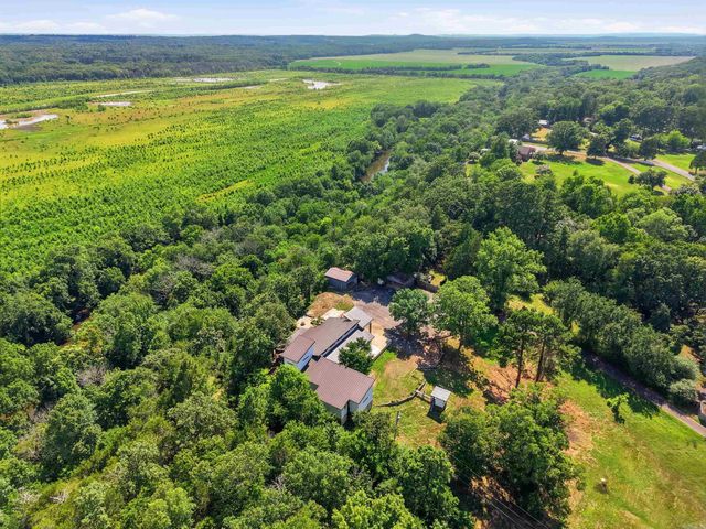 37 W Cadron Ridge Road, Greenbrier, AR 72058