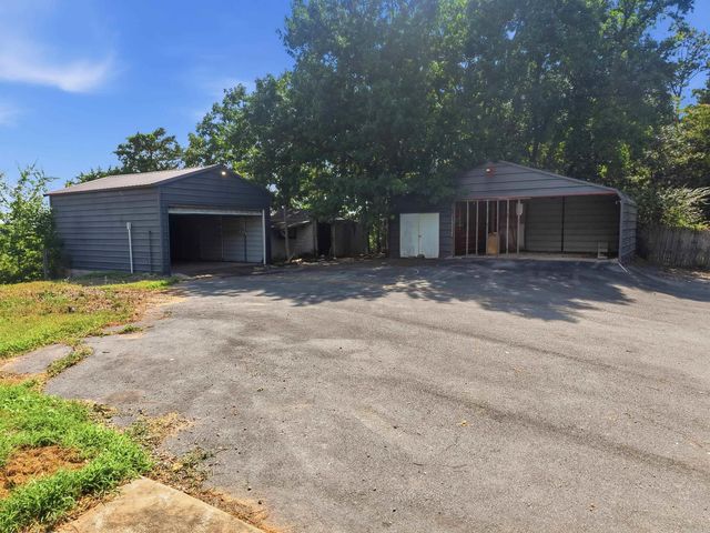 37 W Cadron Ridge Road, Greenbrier, AR 72058