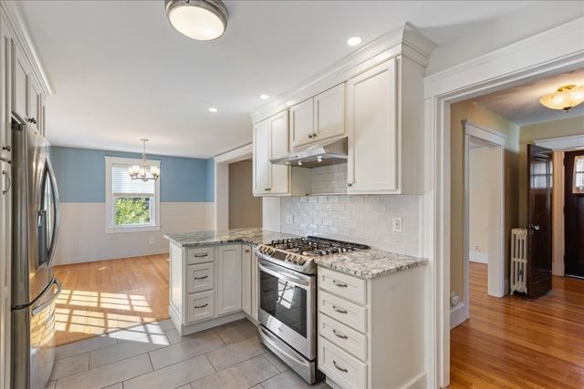 2 Houston Avenue, Methuen, MA 01844