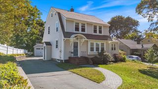 2 Houston Avenue, Methuen, MA 01844