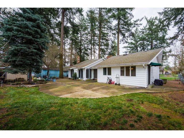 13039 Ne SCHUYLER St, Portland, OR 97230