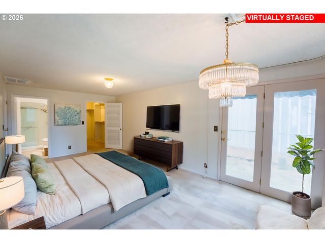 13039 Ne SCHUYLER St, Portland, OR 97230