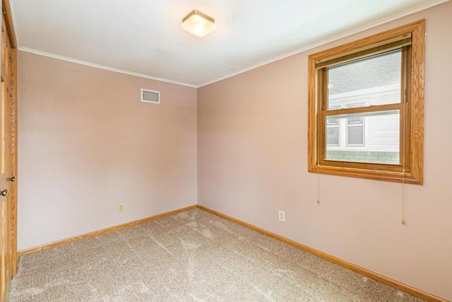 8324 Gridley AVENUE, Wauwatosa, WI 53213