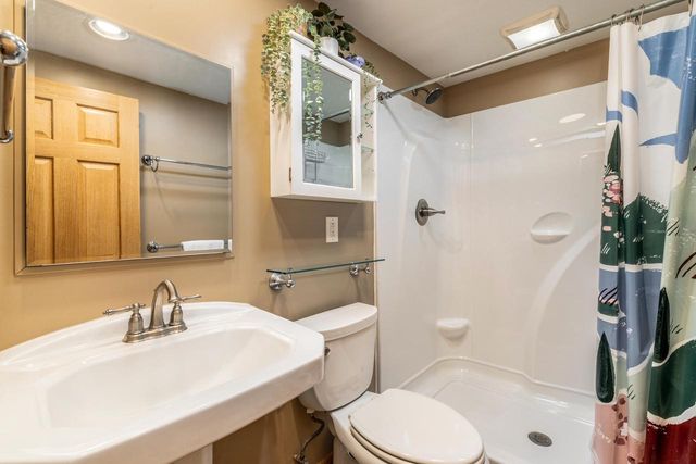 8324 Gridley AVENUE, Wauwatosa, WI 53213