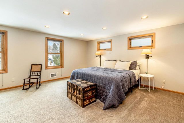 8324 Gridley AVENUE, Wauwatosa, WI 53213