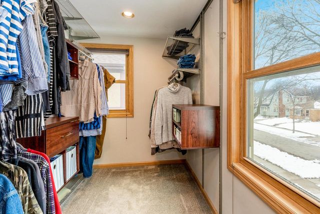 8324 Gridley AVENUE, Wauwatosa, WI 53213