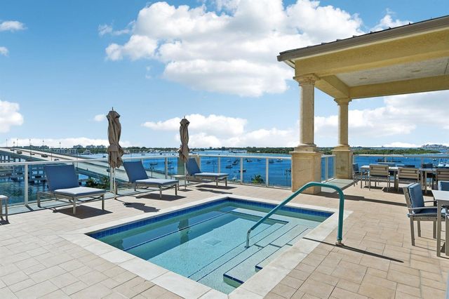 2640 Lake Shore Drive 2008, Riviera Beach, FL 33404