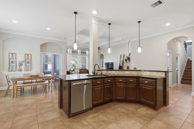 30 Shaded Arbor Drive, Spring, TX 77389