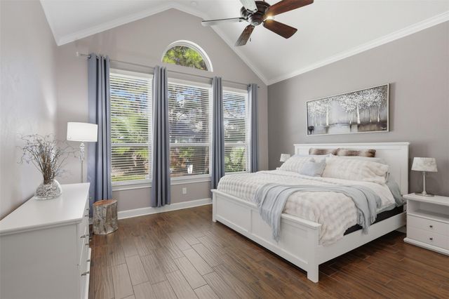30 Shaded Arbor Drive, Spring, TX 77389