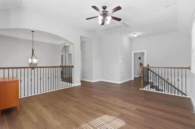 30 Shaded Arbor Drive, Spring, TX 77389