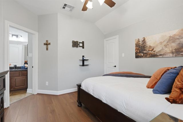 30 Shaded Arbor Drive, Spring, TX 77389