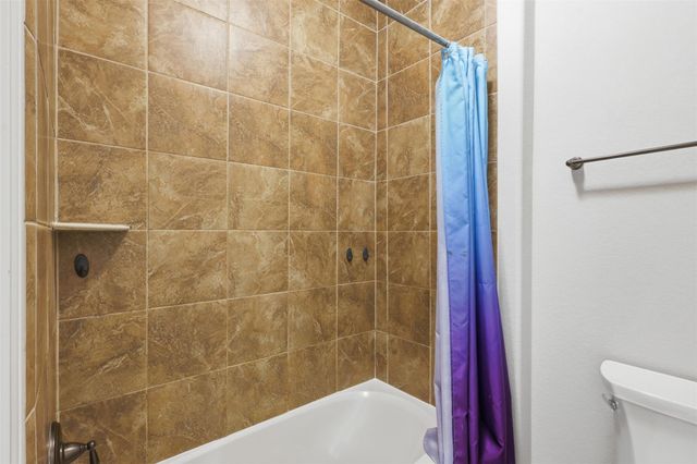 30 Shaded Arbor Drive, Spring, TX 77389